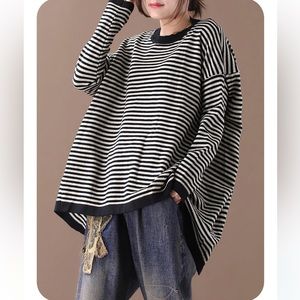 Striped Round Neck Sweater - Ultra-loose